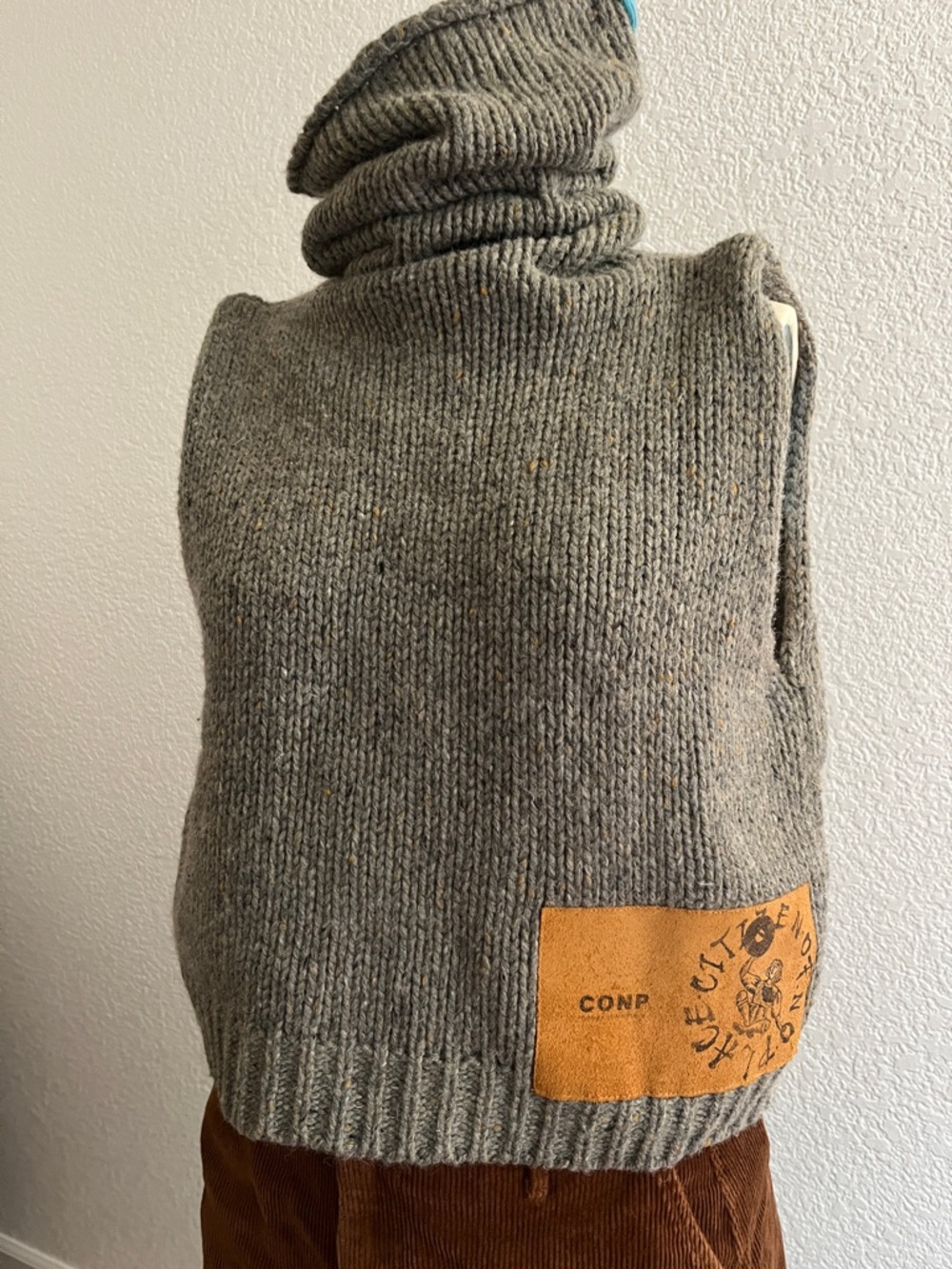Knit Sleeveless Turtleneck
